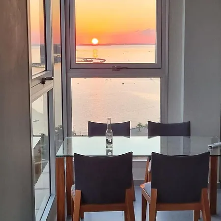 Departamento Nuevo 2 Habitaciones 2 Banos Y Balcon 95M2 Piso Alto Sobre La Costanera Posadas Exterior foto